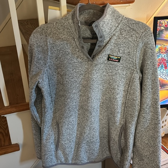 LL Bean women’s fleece sweater pullover - Picture 2 of 3